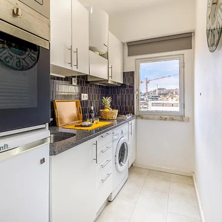 Appartement Flat With Balcony At Downtown By Farmers Market